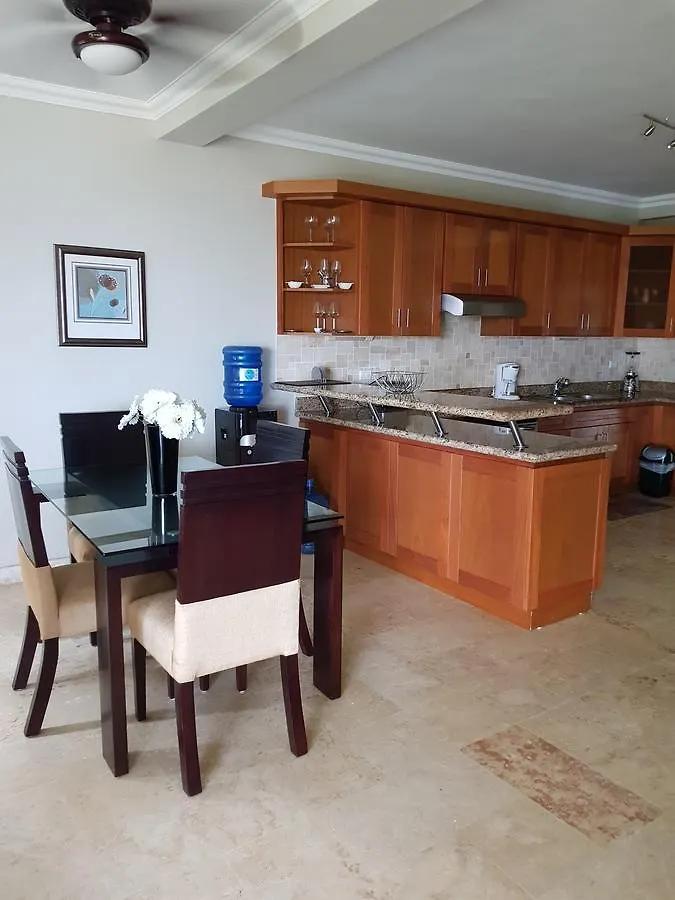 Luxury Oceanview Condo 2 Br/2.5 Ba Sosúa Dominikanische Republik